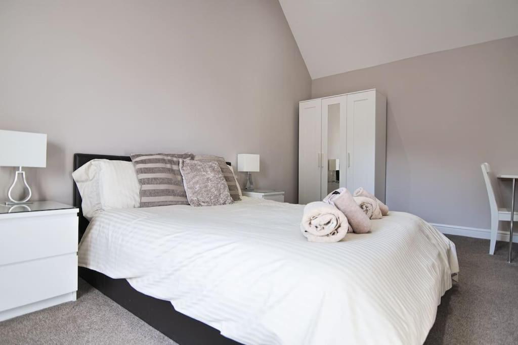 Hoxne Cottages - Sunflower Cottage With Private Hot Tub York Eksteriør billede